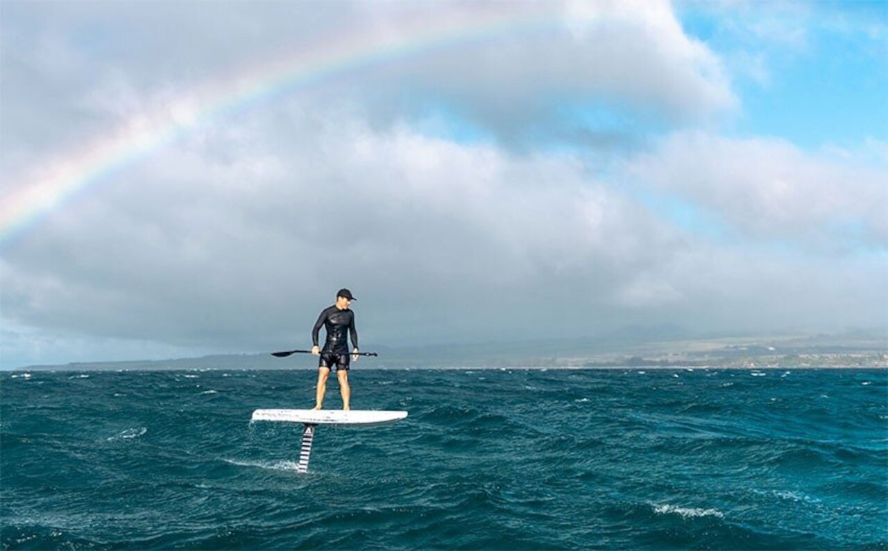 Downwind con el Foil marcando tendencia 