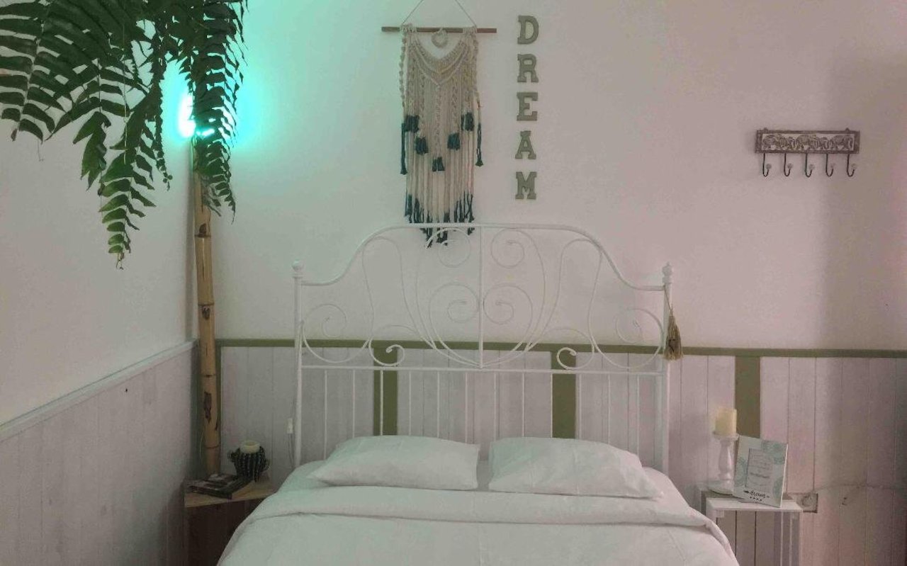 Entry 79 Image 4