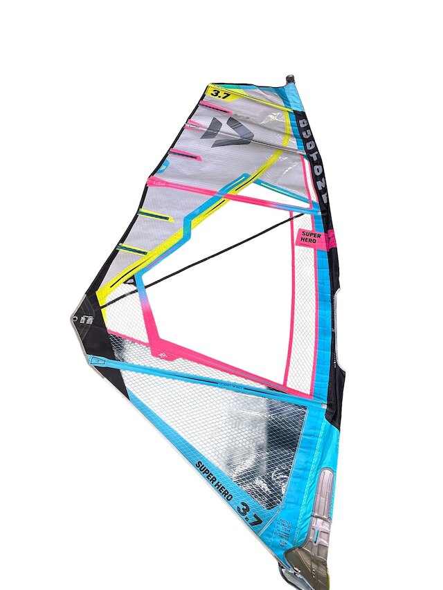 DUOTONE SUPER HERO 3.7