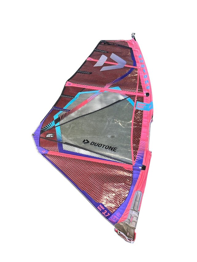 DUOTONE SUPER HERO 3.7